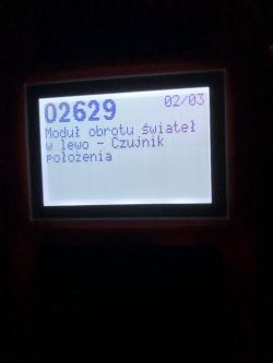 VW Passat CC 2.0 TDI 140 KM z 2009r. - na desce pokazuje błąd oświetlenia