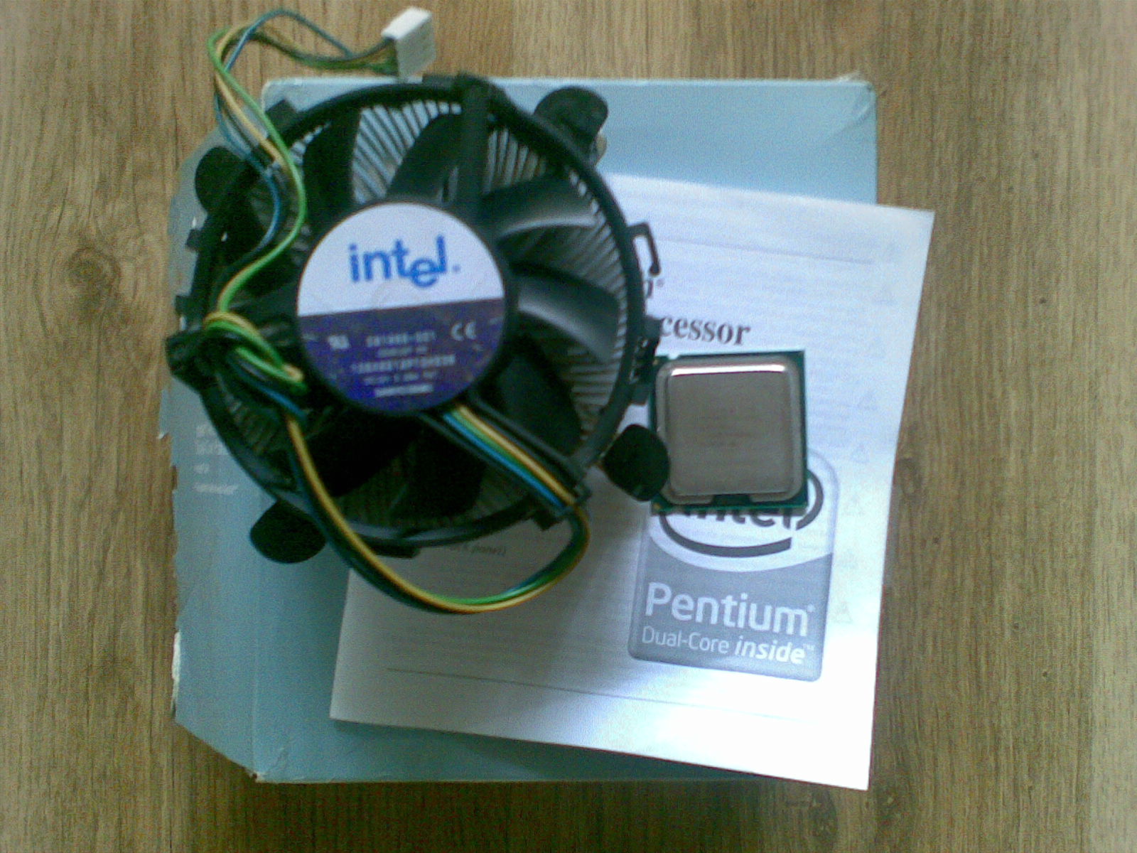 [Sprzedam] Procesor Pentium Dual Core E2140 BOX - elektroda.pl