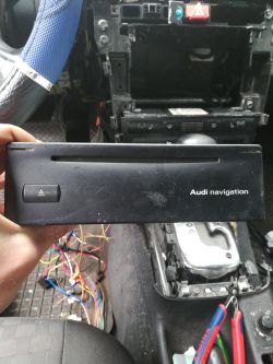 Identyfikacja kolorów kabli do radia w Audi A6 C5 2003 polift - zdjęcia kabli