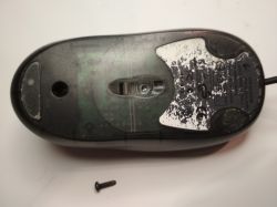 Naprawa uciążliwego dwukliku we współczesnych myszkach komputerowych