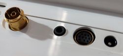 Jak podłączyć Pegasusa do telewizora Hannspree T094? Adaptery i kable