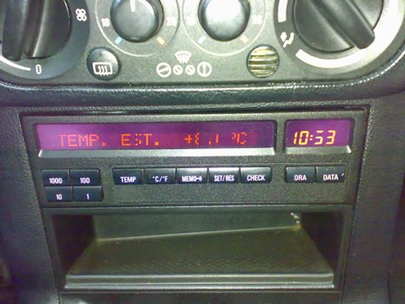 Wyświetlacz w samochodzie - gdzie naprawić?