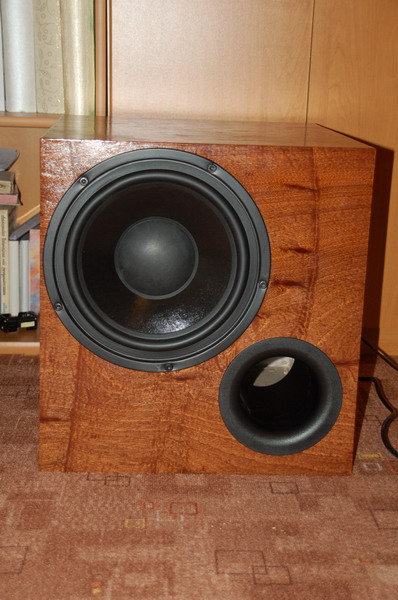 Subwoofer na STX 27-450-4-SC
