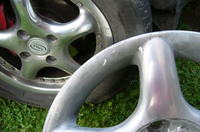 Polerowanie alufelg na "wysoki połysk" porównanie