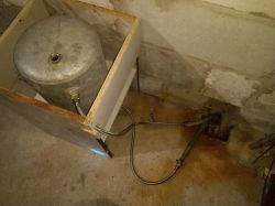 Niedrożna instalacja CO - zbiornik wyrównawczy może być przyczyną Niedrożna instalacja CO - zbiornik wyrównawczy może być przyczyną
