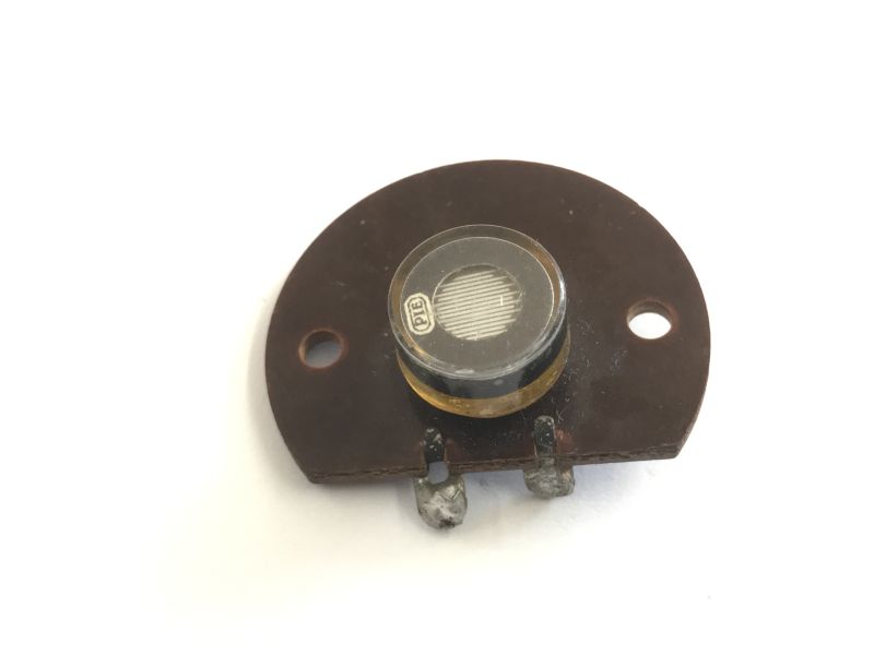 PIC18F2550 thermometer/hygrometer with AHT20 - part 2, ADC, brightness control, housing