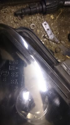 Jak przerobić reflektor, by światła mijania nie gasły przy długich?