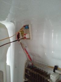Samsung RF62HERS - Water collects at the bottom of the fridge