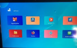 Ekran z aplikacjami na Smart TV Android Box.