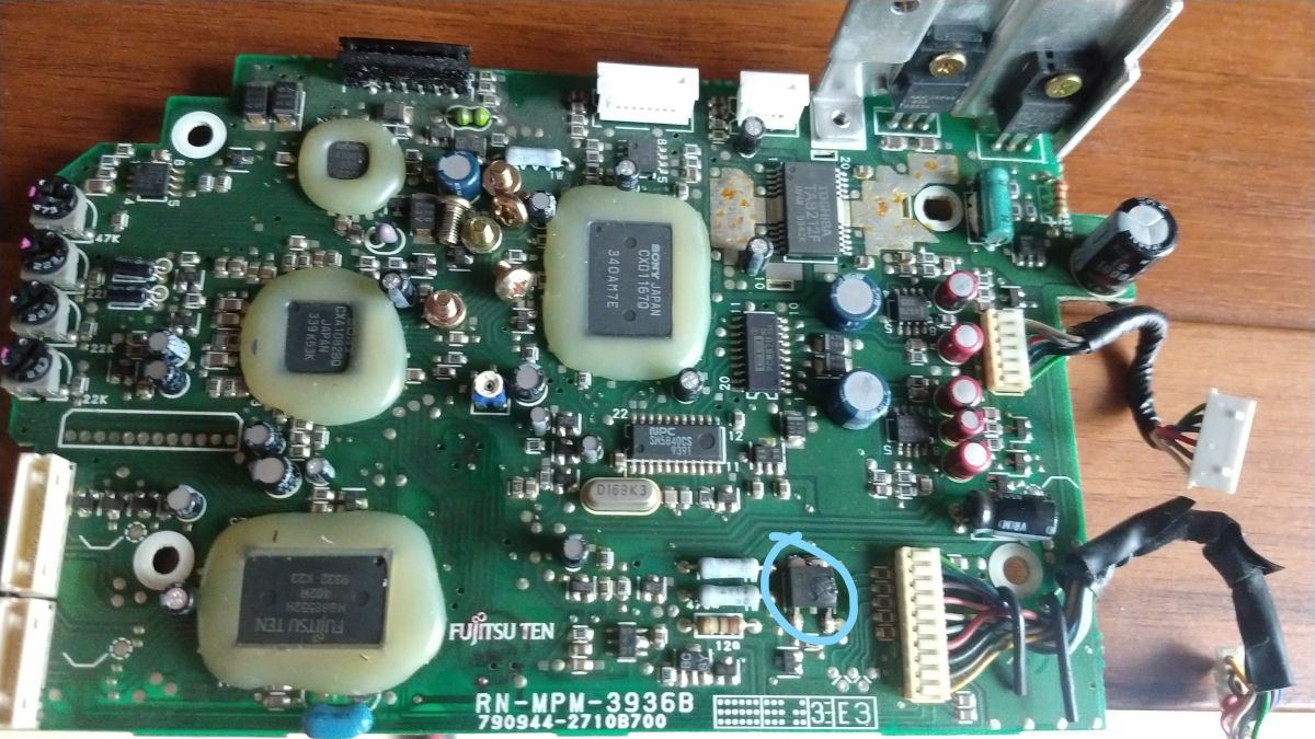 Toyota Fujitsu CD1634TL1B Upalony tranzystor i problem z CD