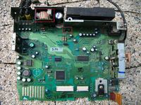 Kenwood 20 kdc-mp6090r - Radio nie włącza się, zwarcie na płycie głównej Kenwood 20 kdc-mp6090r - Radio nie włącza się, zwarcie na płycie głównej