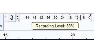 Zrzut ekranu poziomu nagrywania w Audacity ustawionego na 83%.