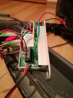 Hulajnoga w pewnym momencie zgasła i od tamtej pory nie włącza się