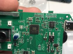 Printed circuit board with BK7252UQN68 chip, USB port, and labeled signal paths