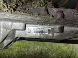 Traktorek z manualną skrzynią – biegi 1-6 jadą wstecz, R do przodu