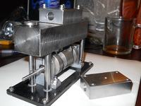 Maszyna parowa dwutłokowa z rozrządem suwakowym