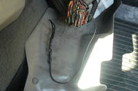 Jak aktywować oryginalny alarm w Nissan Primera P11 1.8 16V 2000?