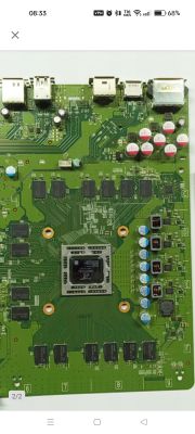 Płyta główna z portami HDMI i obwodami