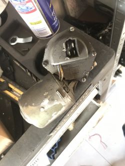 Star - Silnik wycieraczek jak podłączyć ze stykiem hamowania