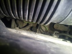 Locating the Oil Level Cap for Gearbox Oil Change in Peugeot 206 1.4 75km Locating the Oil Level Cap for Gearbox Oil Change in Peugeot 206 1.4 75km