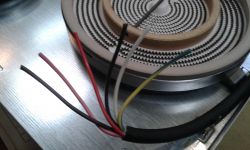 Kuppersbusch EKE 804.2J-66 - Jak podłączyć zasilanie