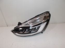 Czy w Renault Clio Hatchback IV uda się wymienić lampy na liftowe?