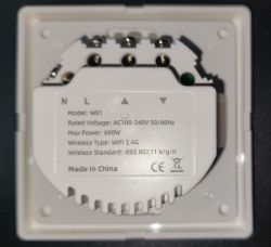 Currysmarter W01 Control Module Back of the Currysmarter control module with technical specifications.