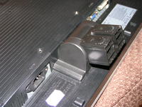 LG l204 - jak rozebrać monitor - zabezpieczenie (kłódka)