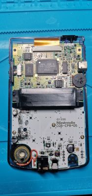 Game Boy Color - Cichutki dźwięk, głośnika i słuchawek