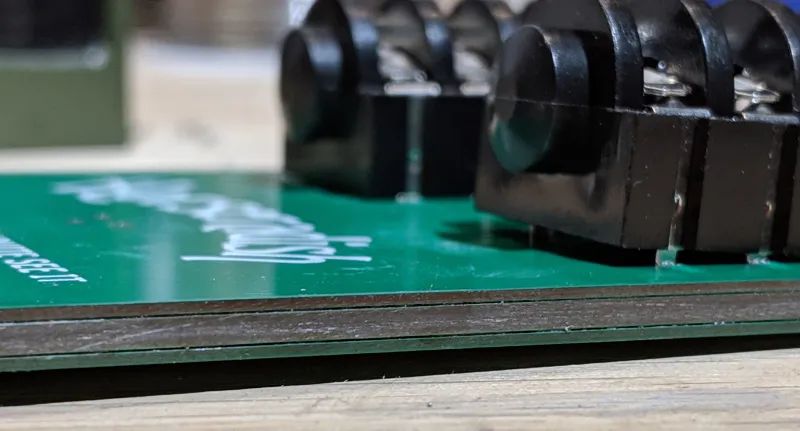 Jak projektować płytki drukowane PCB - część 20 - ukrywanie elementów w PCB