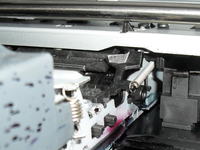 HP Photosmart C4180 - Zacięcie papieru i zgrzytanie przy drukowaniu na papierze technicznym
