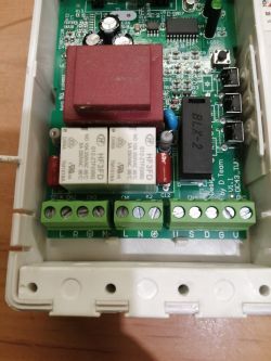 Yooda DC43 - Sterownik rolet, potrzebna instrukcja. Yooda DC43 - Sterownik rolet, potrzebna instrukcja.