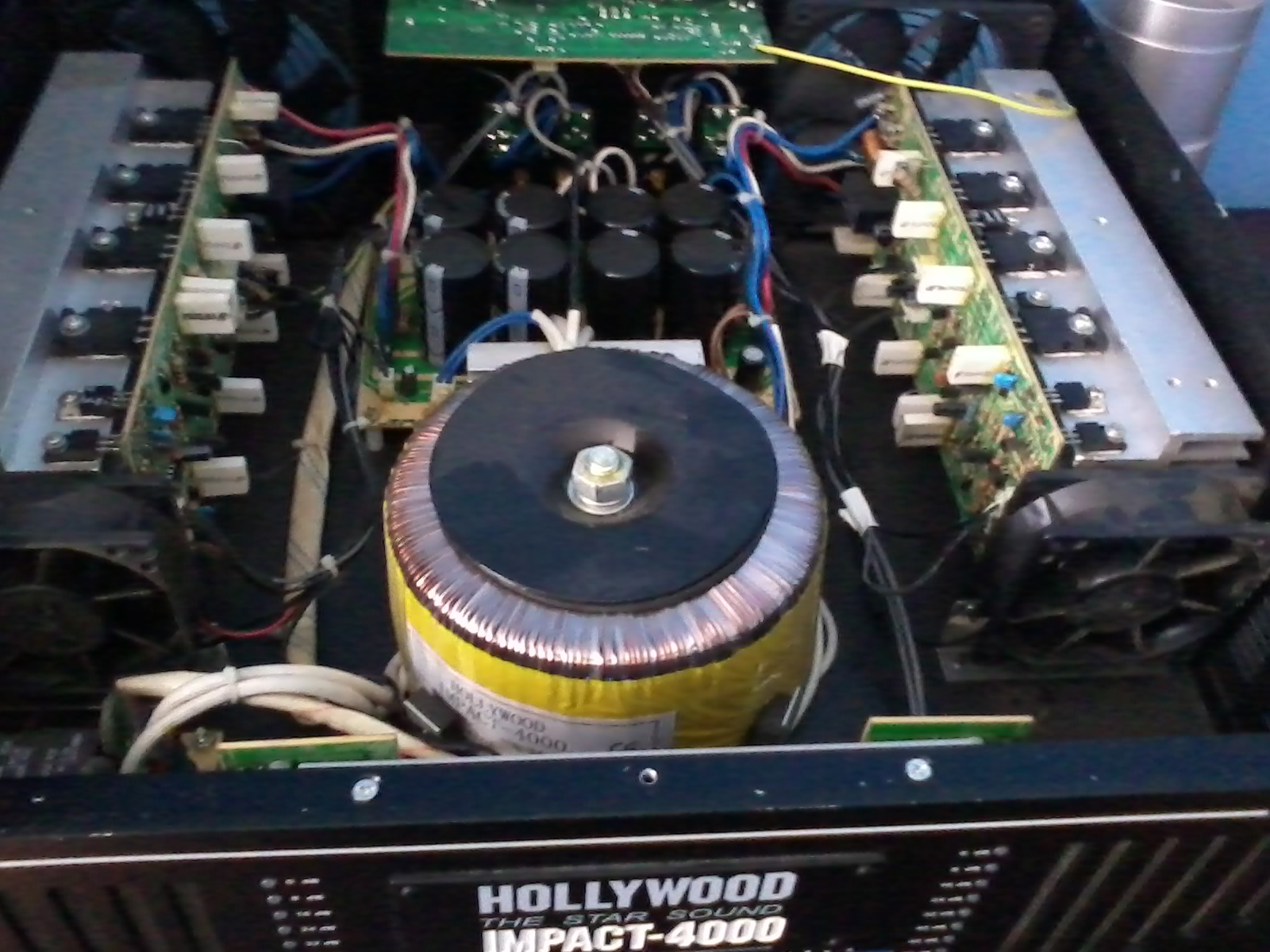 Hollywood Impact 4000 Mkii Brak Odzewu Końcówki