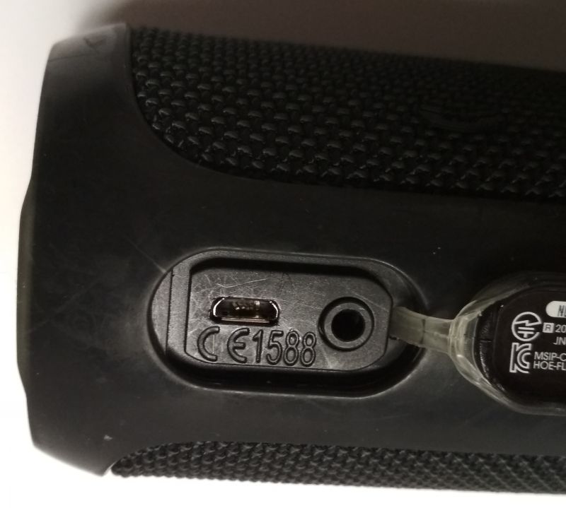 Wymiana gniazda micro USB w odtwarzaczu JBL Flip 3