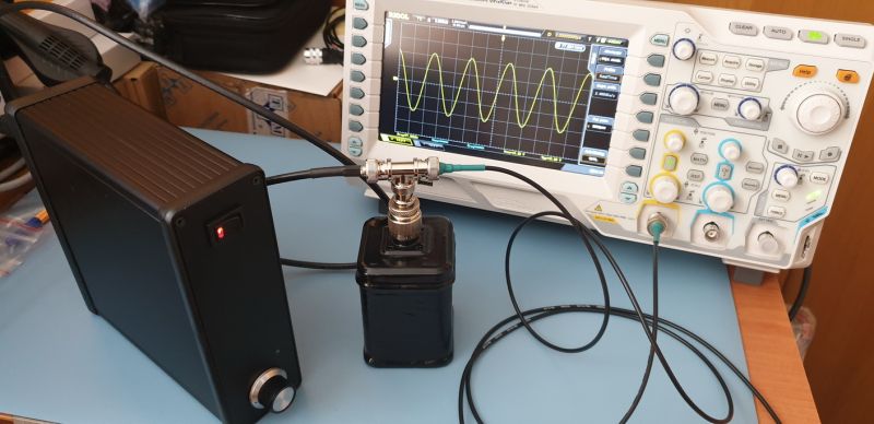 Nadajnik - modulator DCF77