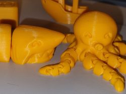 Atrillery Hornet - odkleja wydruki po kilkudziesięciu warstwach