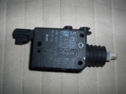 Opel Vectra B - Zamek centralny - nie działają jedne drzwi.