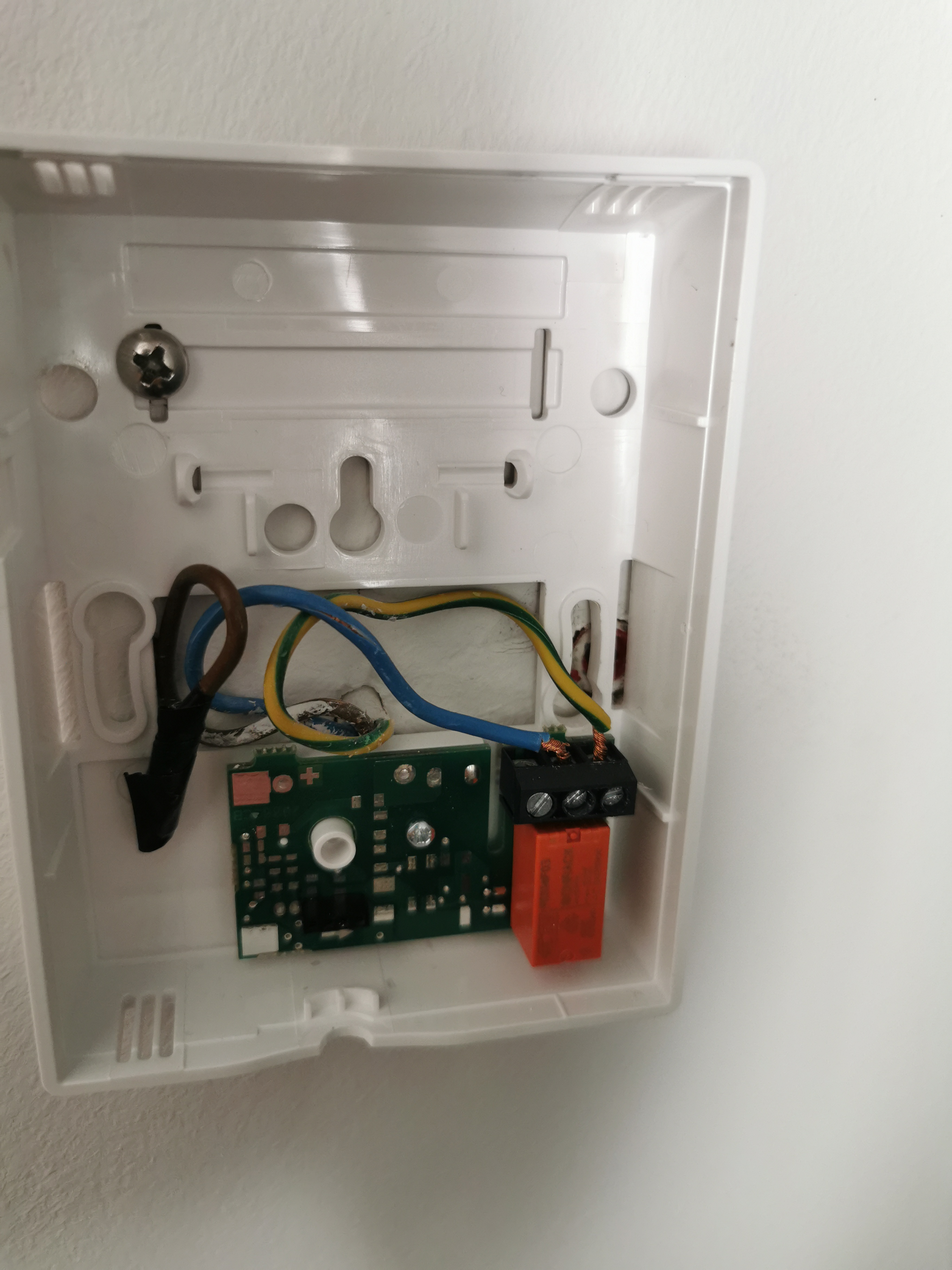 Regulator Tybox 117 jak podłączyć bez ingerencji w piecu — free download