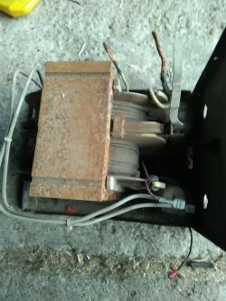 Instalacja elektryczna spawarki. Instalacja elektryczna spawarki.