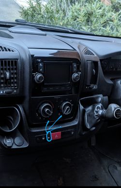 Peugeot Boxer 2014 - problem z zamykaniem drzwi (kluczyk, pilot, silniczek) - rozwiązania?