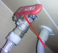 Washing Machine Drain Hose Disconnection: Reconnecting & Preventing Future Spills
