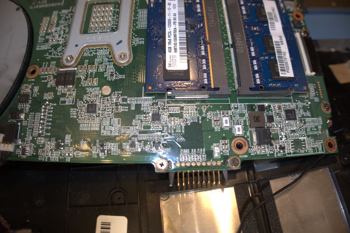 Toshiba P75-A7200 nie działa - na zasilaczu i na baterii