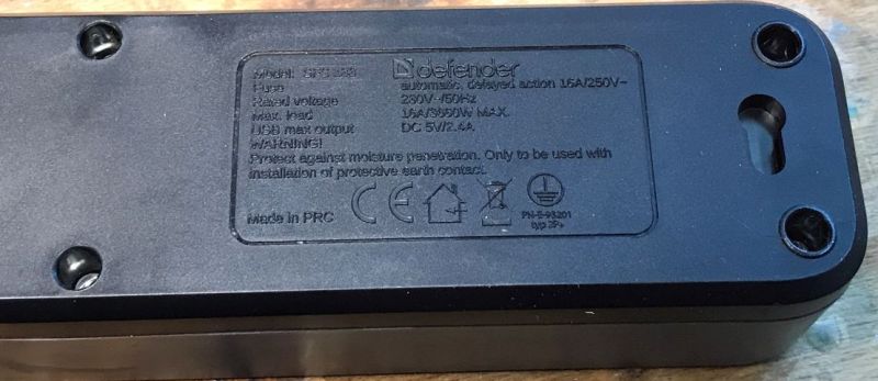 Inside the surge protector strip and USB power supply test - SFS133 Defender Surge Protector