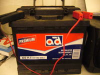 Czy ufać wskaźnikowi naładowania prostownika z Tesco za 70 zł?