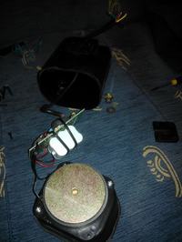 Jak podłączyć nową syrenę Clifford z 4 kablami do 3-kablowej kostki?