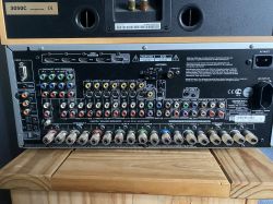 Jak podłączyć kolumny Wharfedale Diamond 9.4 do amplitunera ONKYO TX-SR875?