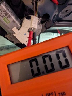 Citroen C4 2013 2.0 HDI - nie działa tylna wycieraczka, sprawdzone bezpieczniki