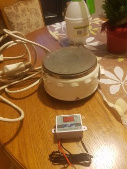 Jak podłączyć kuchenkę jednopalnikowa do termostatu