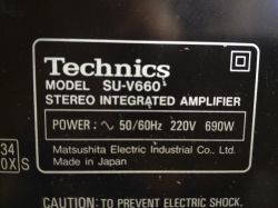 Wnętrze wzmacniacza Technics SU-V660 Wnętrze wzmacniacza Technics SU-V660