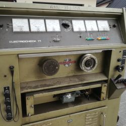 Gdzie znaleźć instrukcję do Elektrocheck 71 w języku polskim?